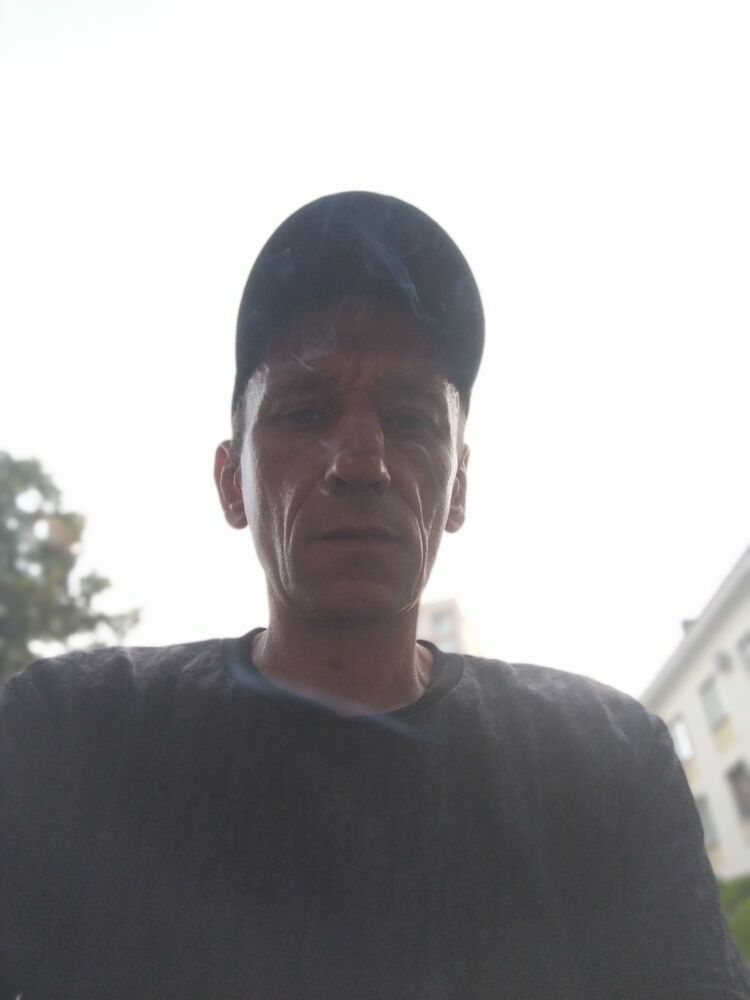  37117106  , 49 ,    