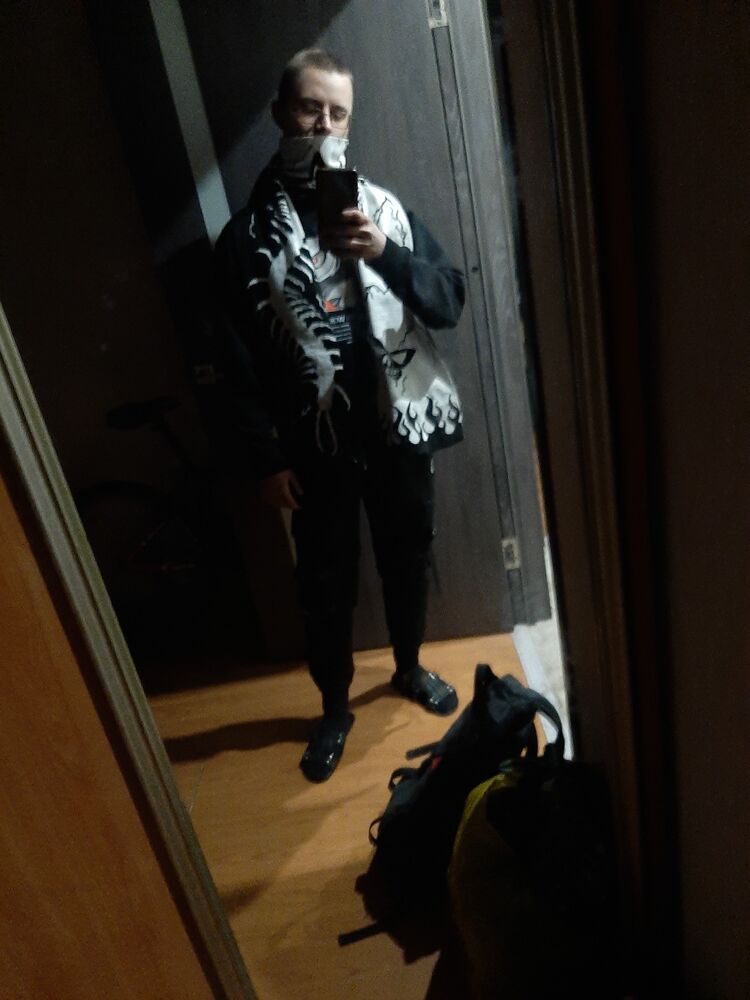  49091476  , 22 ,    
