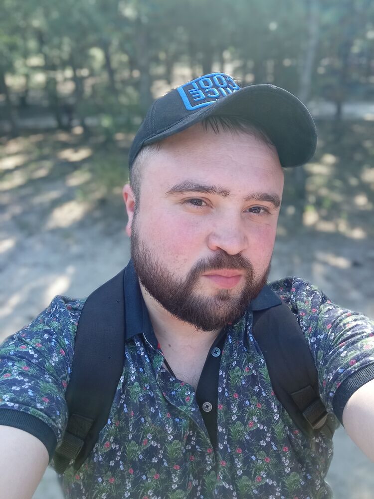  ,   Volodymyr, 34 ,   ,   