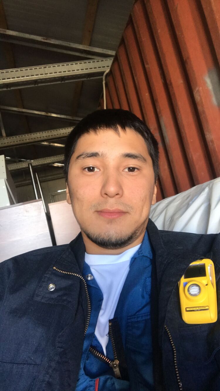  53044596  , 27 ,    