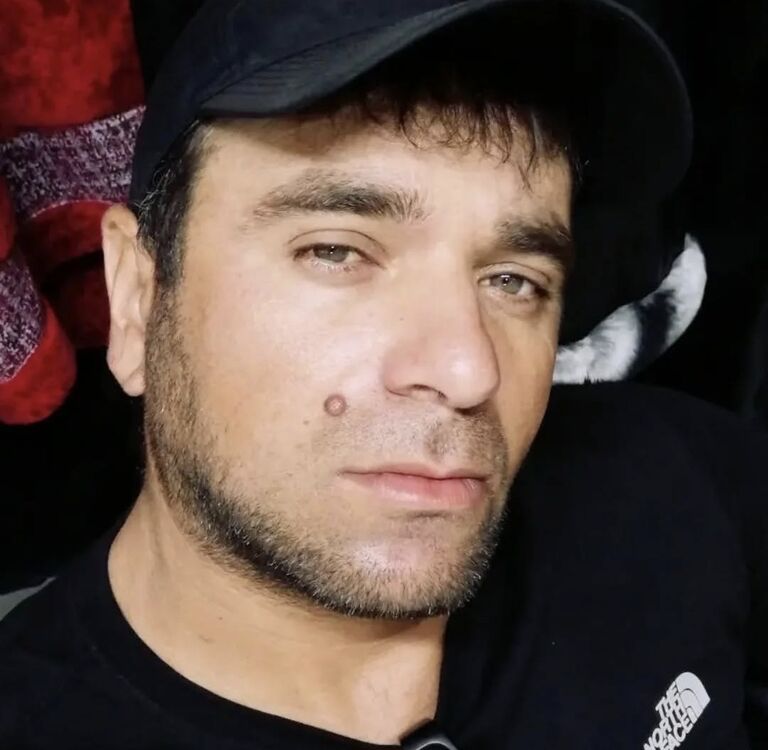  49378606  Salim, 35 ,    