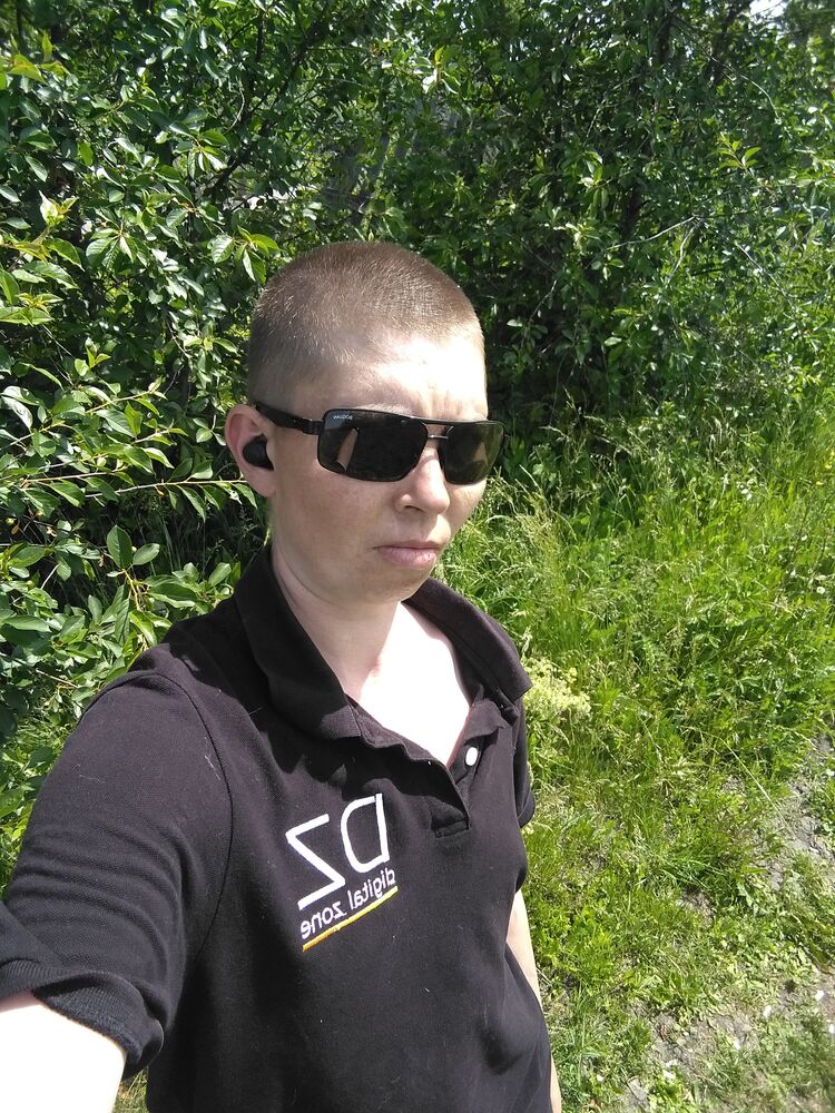  52135706  , 33 ,    