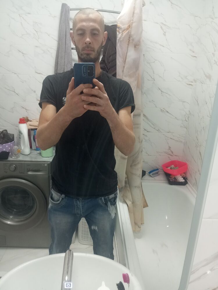  ,   Evgeny, 34 ,   ,   