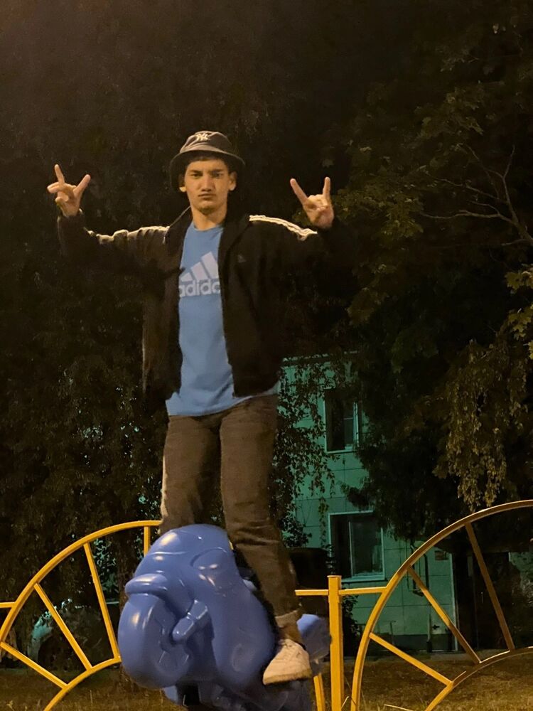  30357606  , 21 ,    