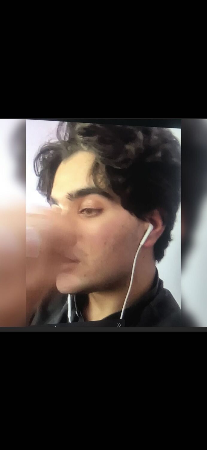  53753816  Daniyal Emir, 25 ,    