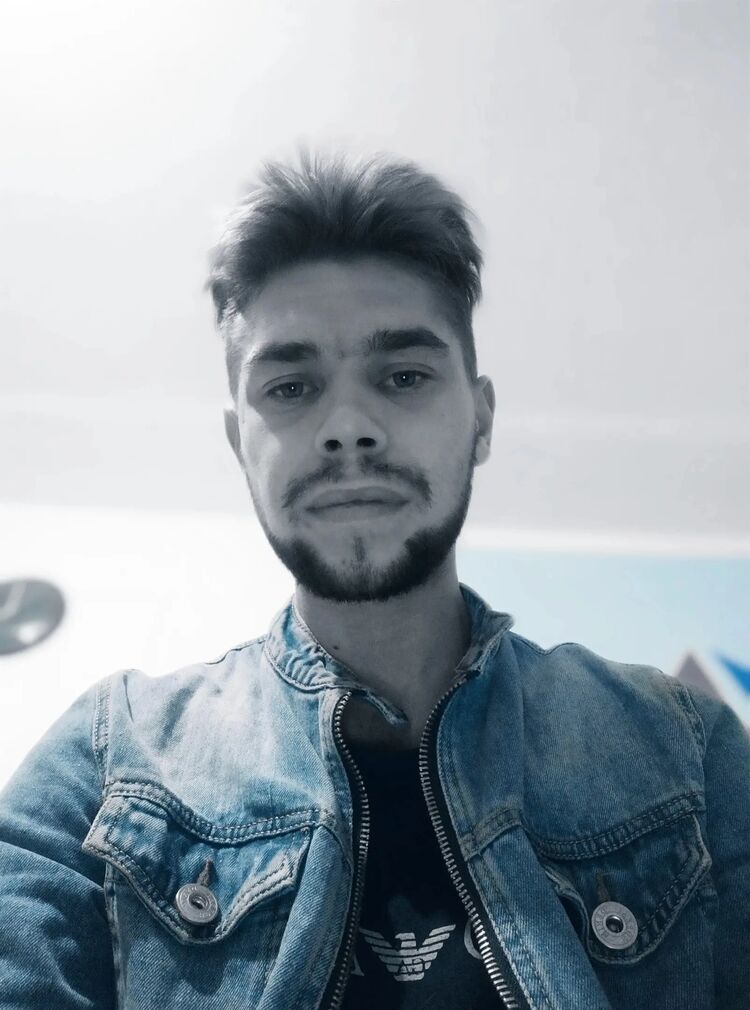  45915516  Nikolay, 26 ,    