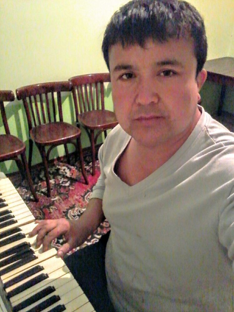  11772776  Bahrom, 50 ,    