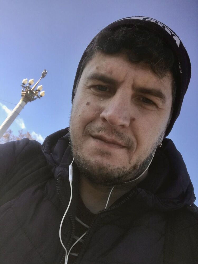  51744186  , 38 ,    