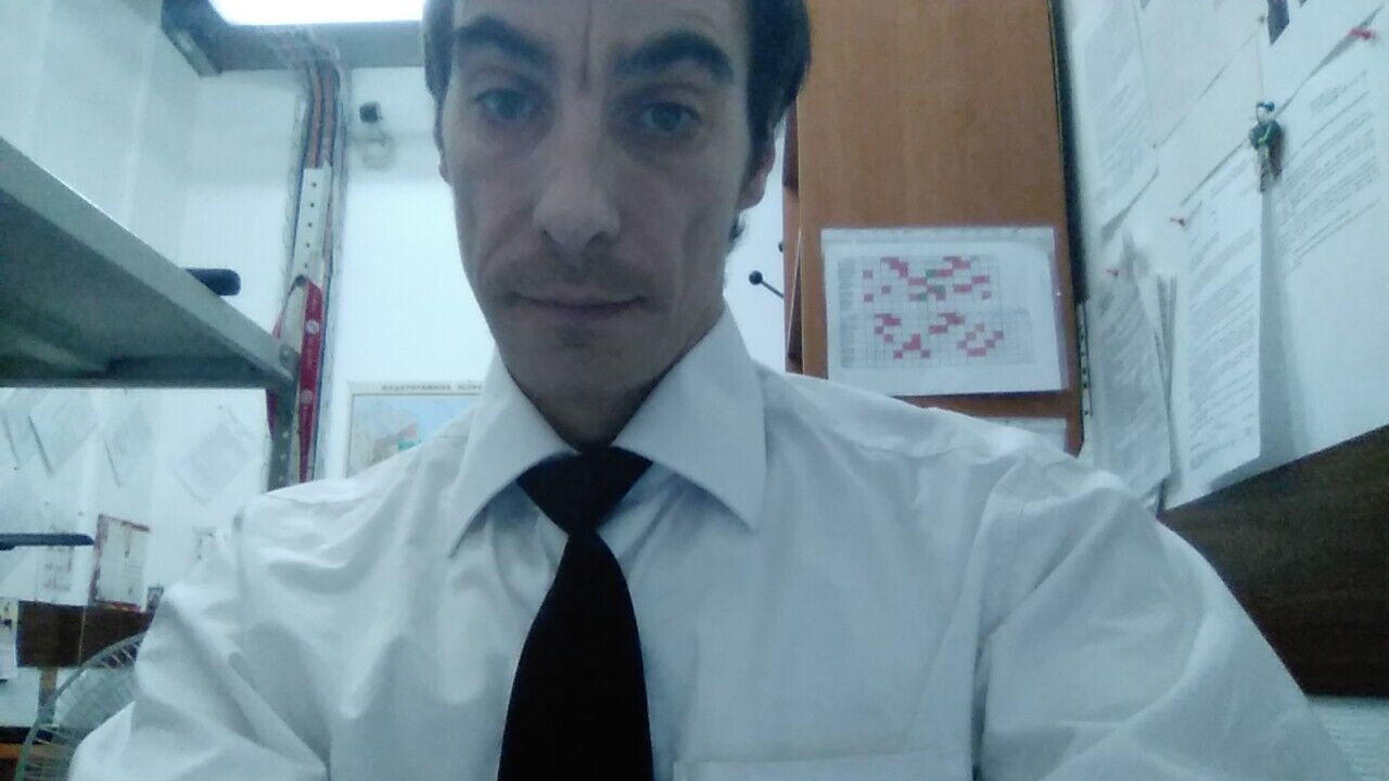  22860846  , 40 ,    