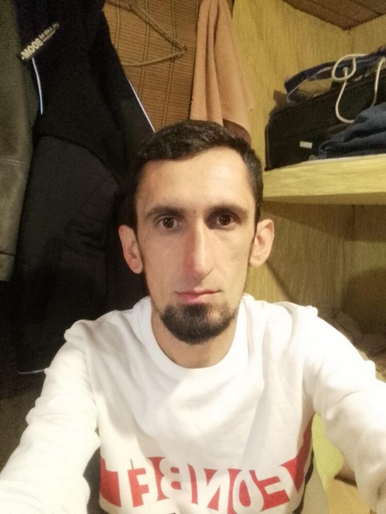  ,   Kiromiddin, 34 ,   ,   
