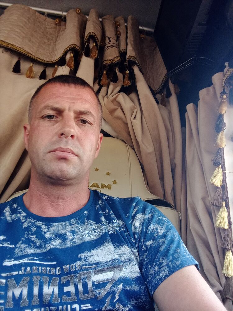  28179026  , 41 ,    
