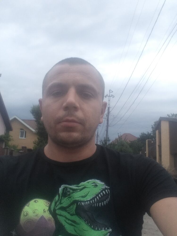  --,   , 32 ,     , c 