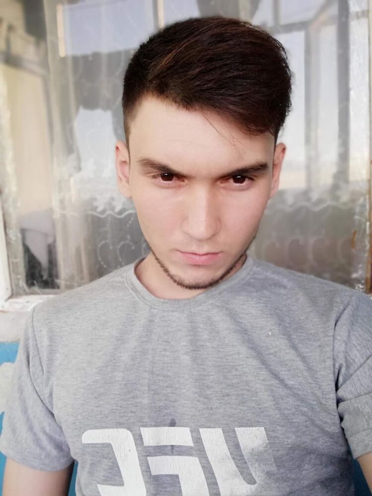  24450776  , 26 ,    