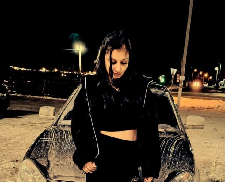  ,   Diana, 23 ,   ,   