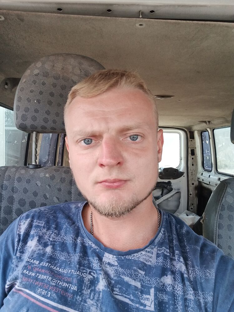  53005256  , 29 ,    