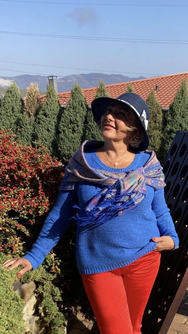  Hallandale Beach,   Alla, 51 ,     , c 
