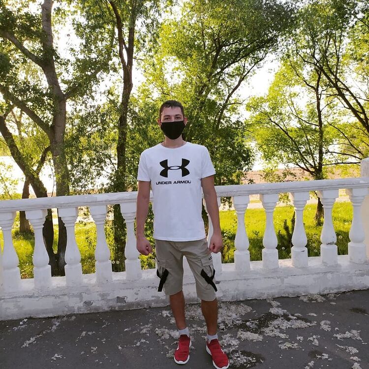  ,   Alex, 33 ,   ,   