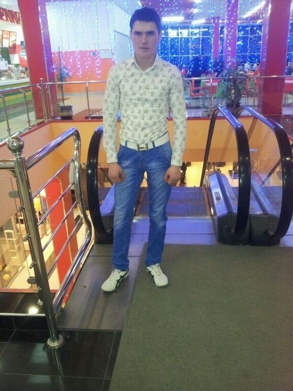  ,   JASURBEK, 32 ,   ,   , c 