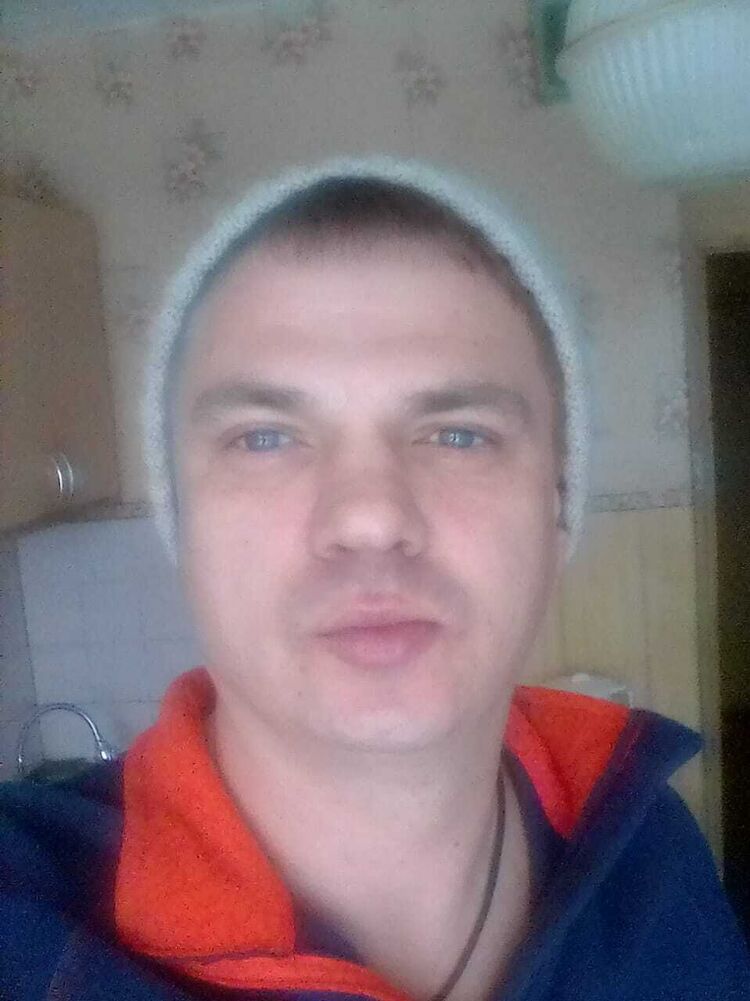  ,   Sergey, 46 ,   c 