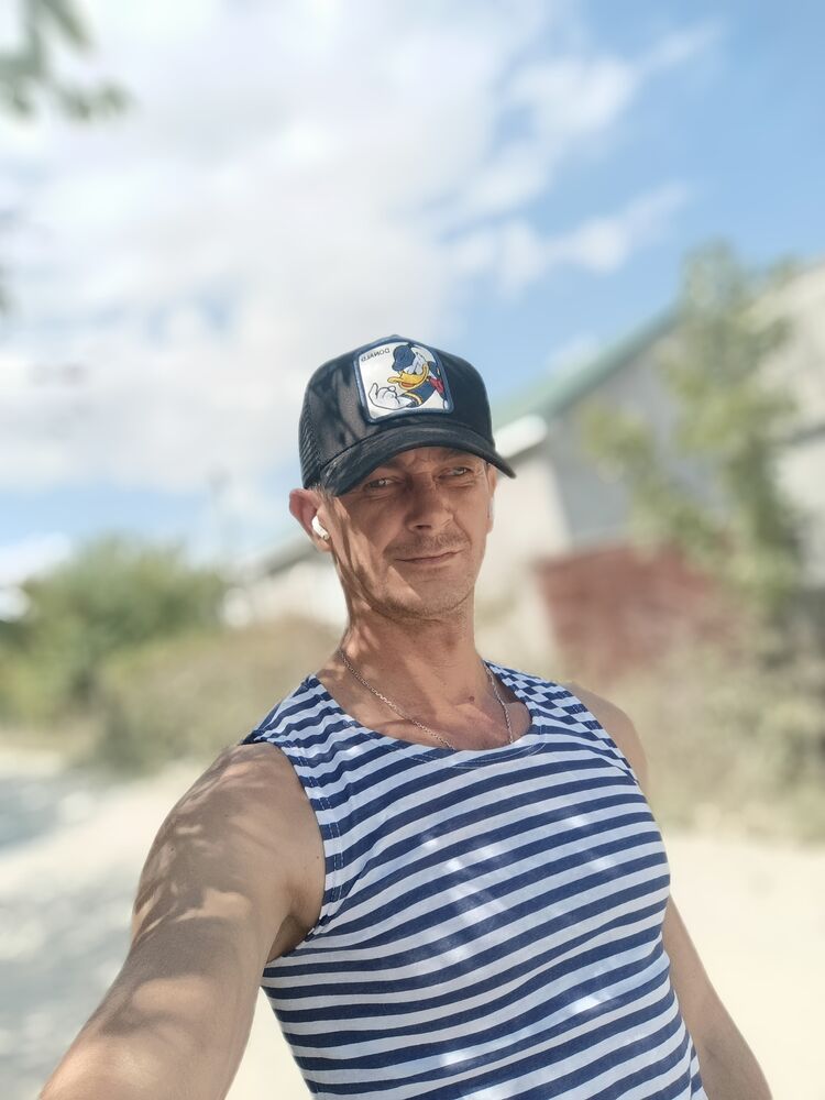  46352666  , 41 ,    