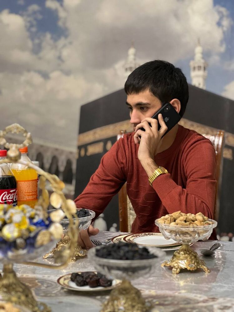  31659256  Aziz, 29 ,    