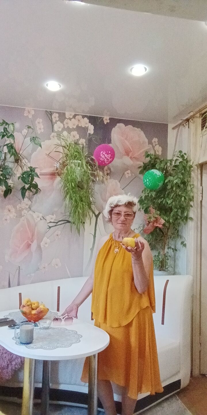 ,   Karamelka, 59 ,     , c , 