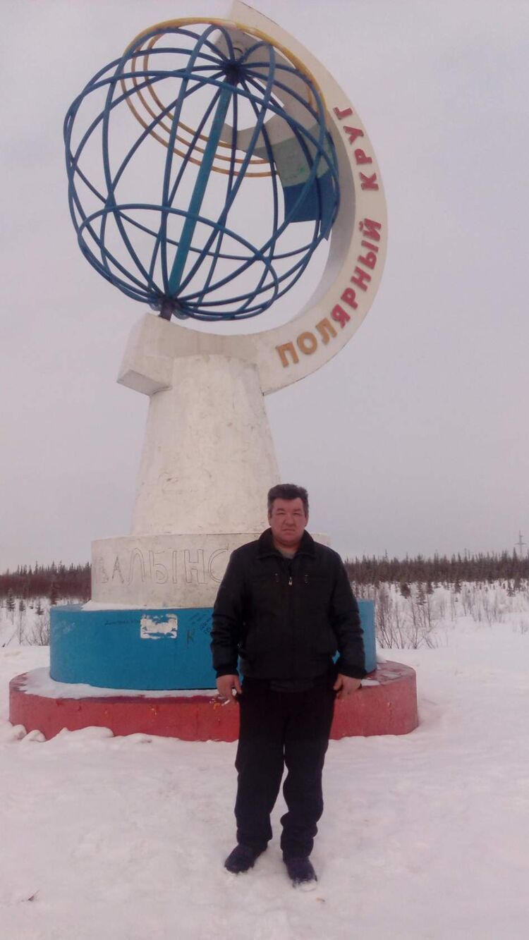  47598366  Dmitry, 52 ,    