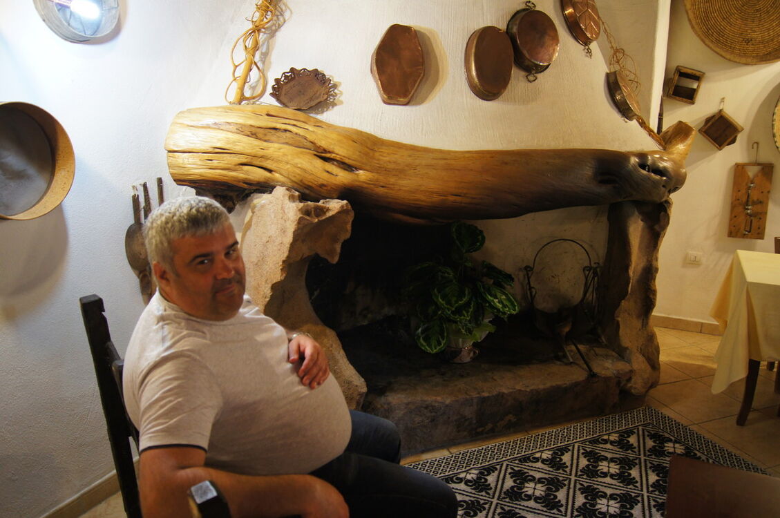  ,   Anjey, 57 ,   