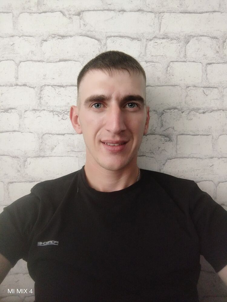  ,   Vladislav, 29 ,   