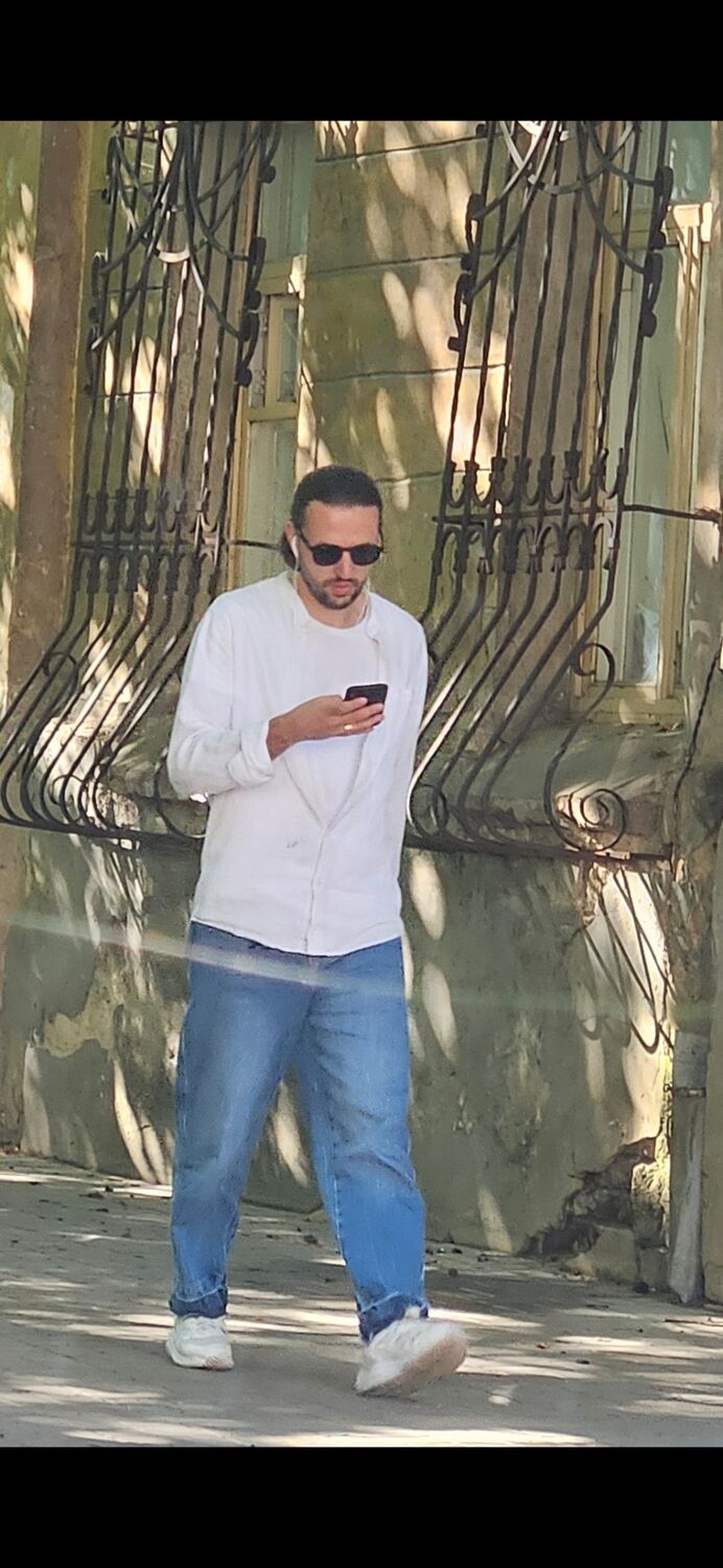  48389416  , 43 ,    