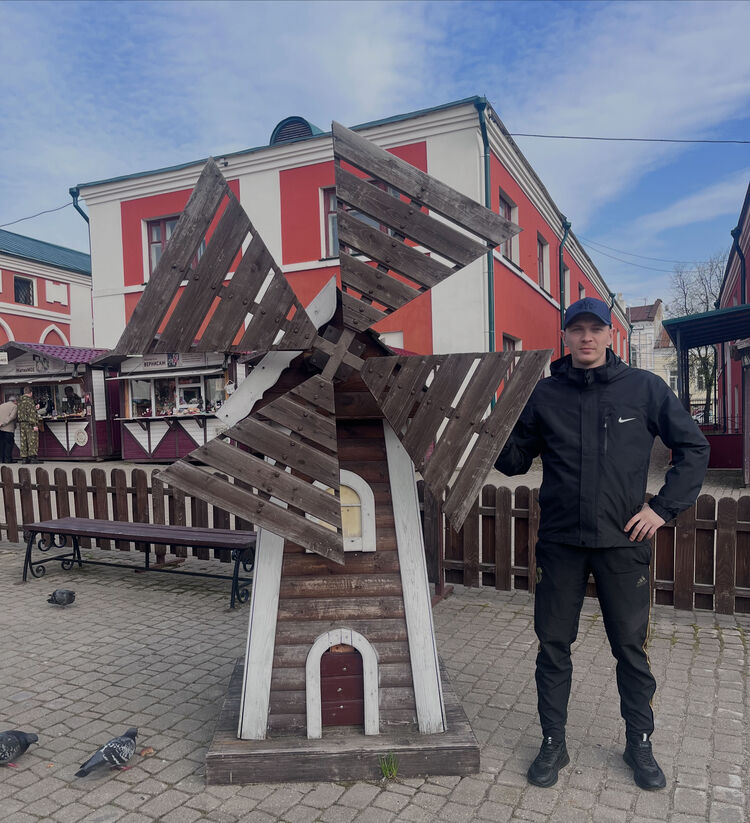  54706096  , 28 ,    -