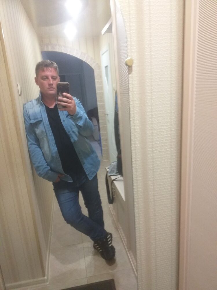  ,   Alex, 45 ,   ,   , c 