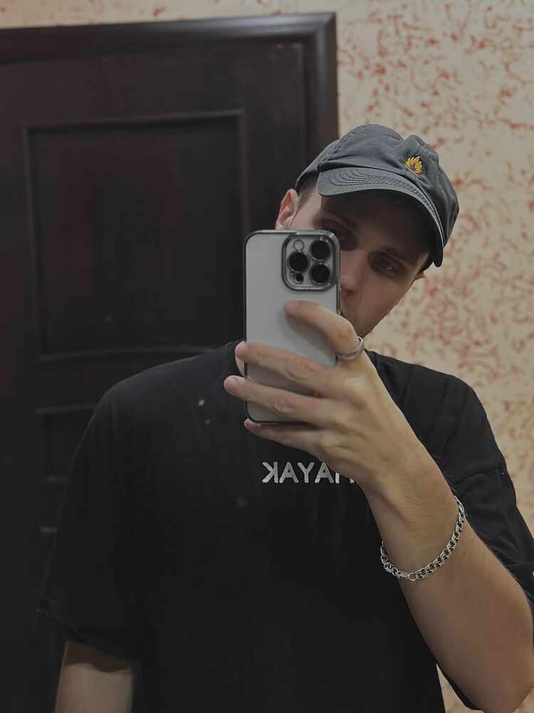  43875826  , 27 ,    
