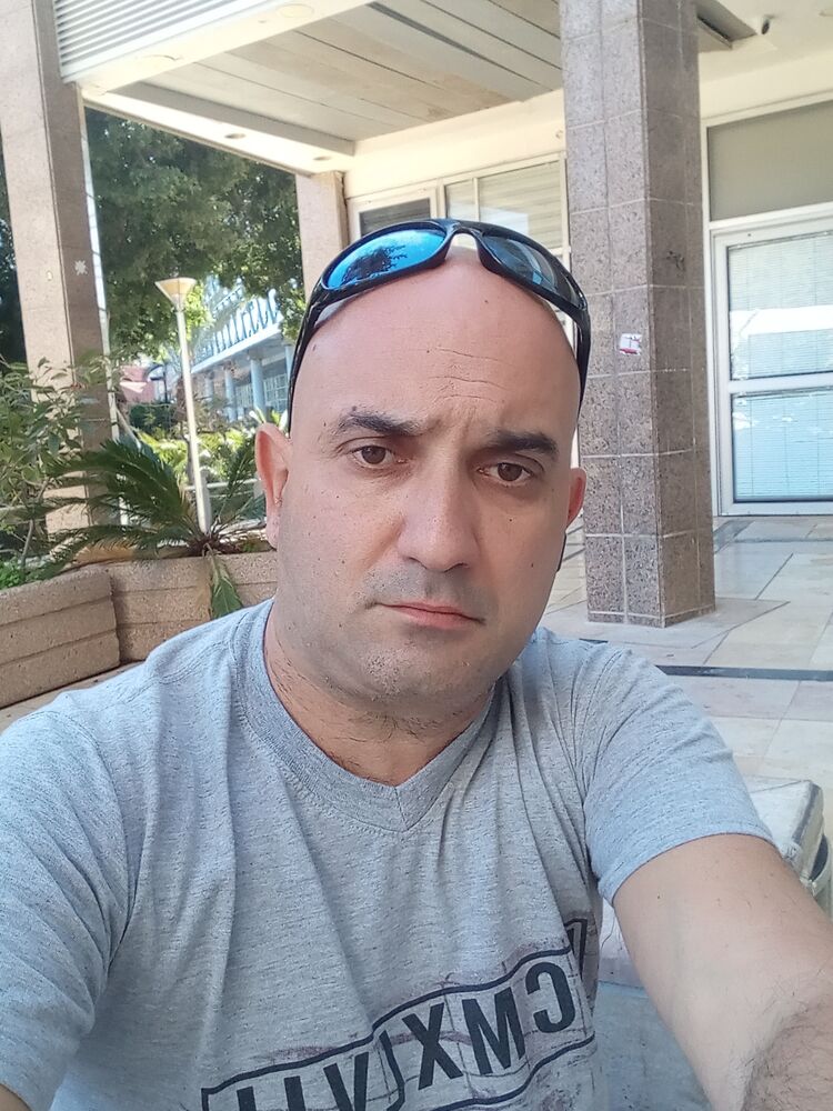  40253796  Felix, 45 ,    Ramat Gan