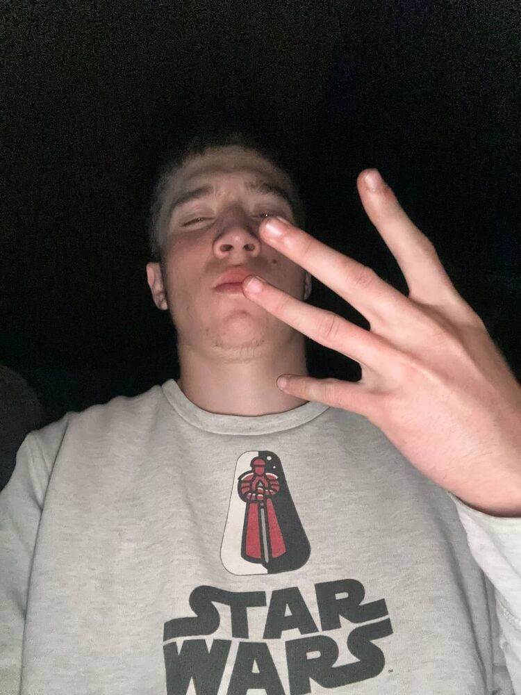  ,   Mkhlvvvv, 20 ,   ,   