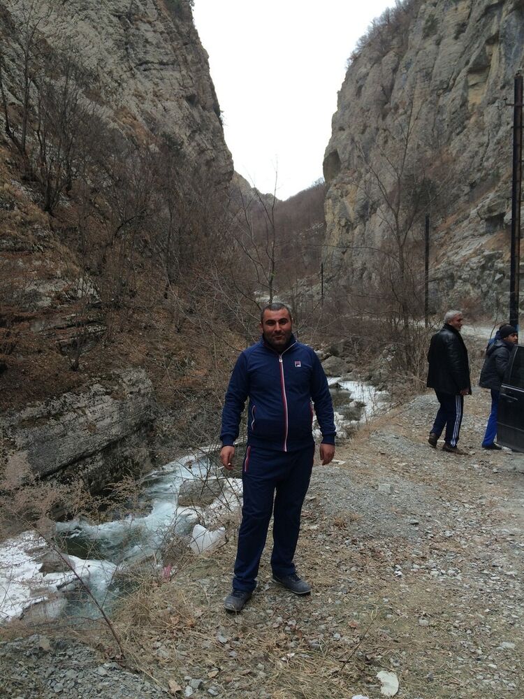  ,   Mark, 42 ,   ,   , c 