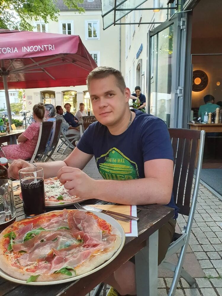  31626166  Zhenya, 27 ,    