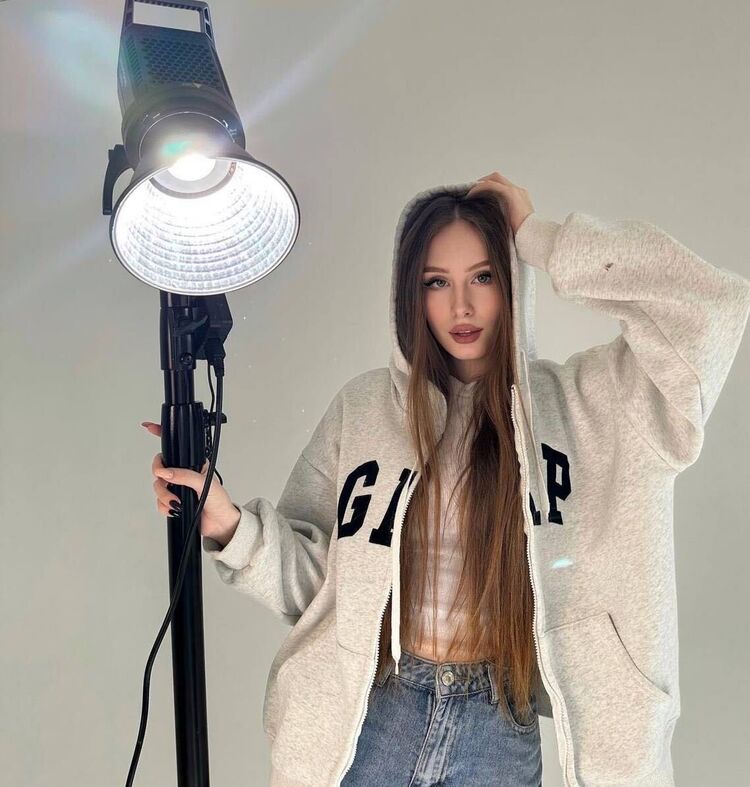  43437336  , 25 ,    -