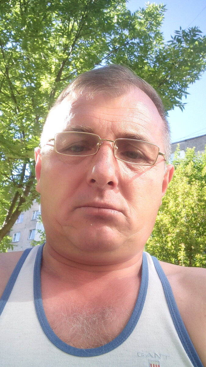  12394356  Aleksej, 55 ,    