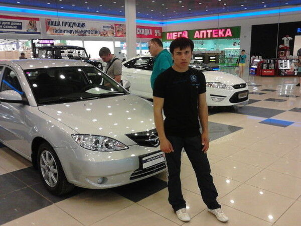  ,   Izzatullo, 35 ,   ,   , c 