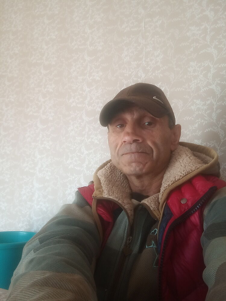  47922466  , 52 ,    