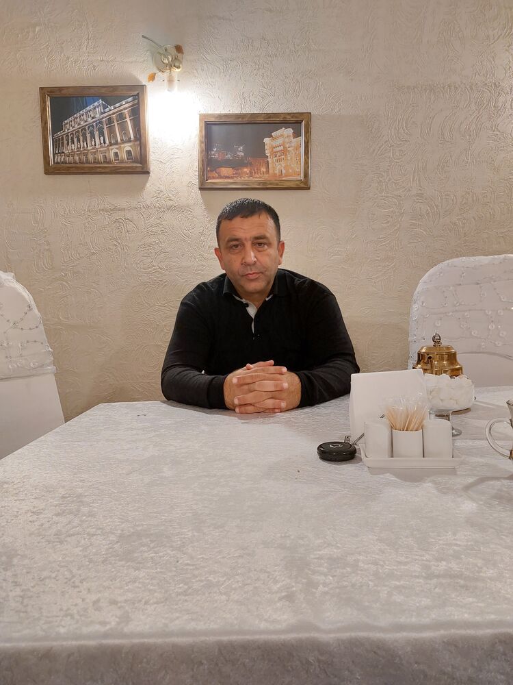  ,   Zaur, 42 ,   ,   