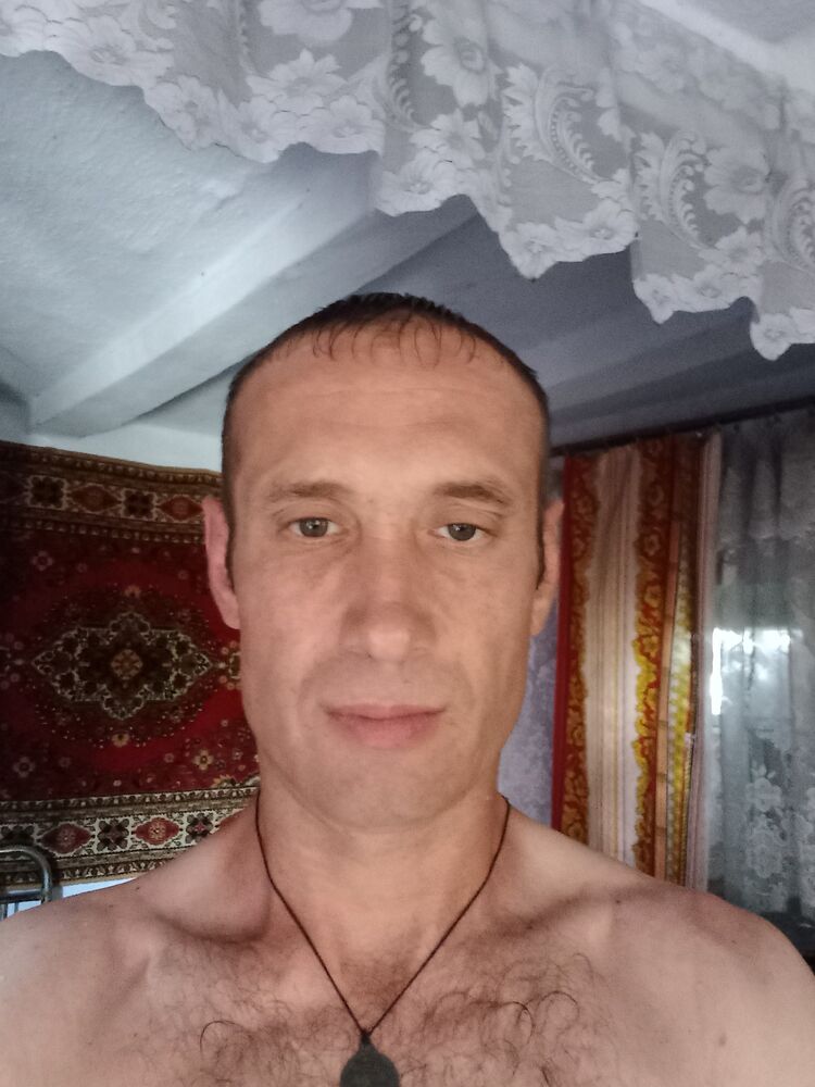  38922966  , 44 ,    