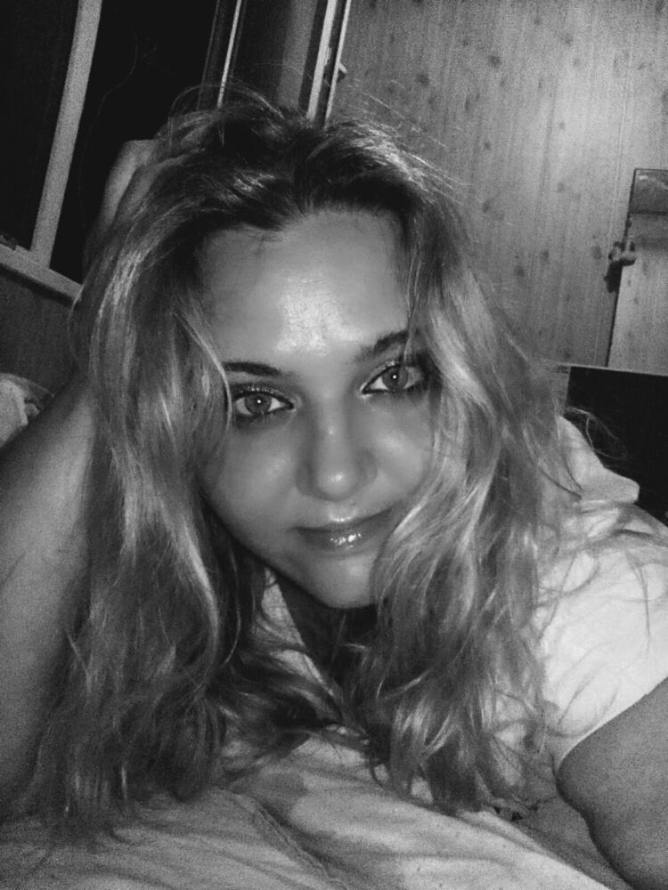  ,   Lana, 44 ,   ,   , c 