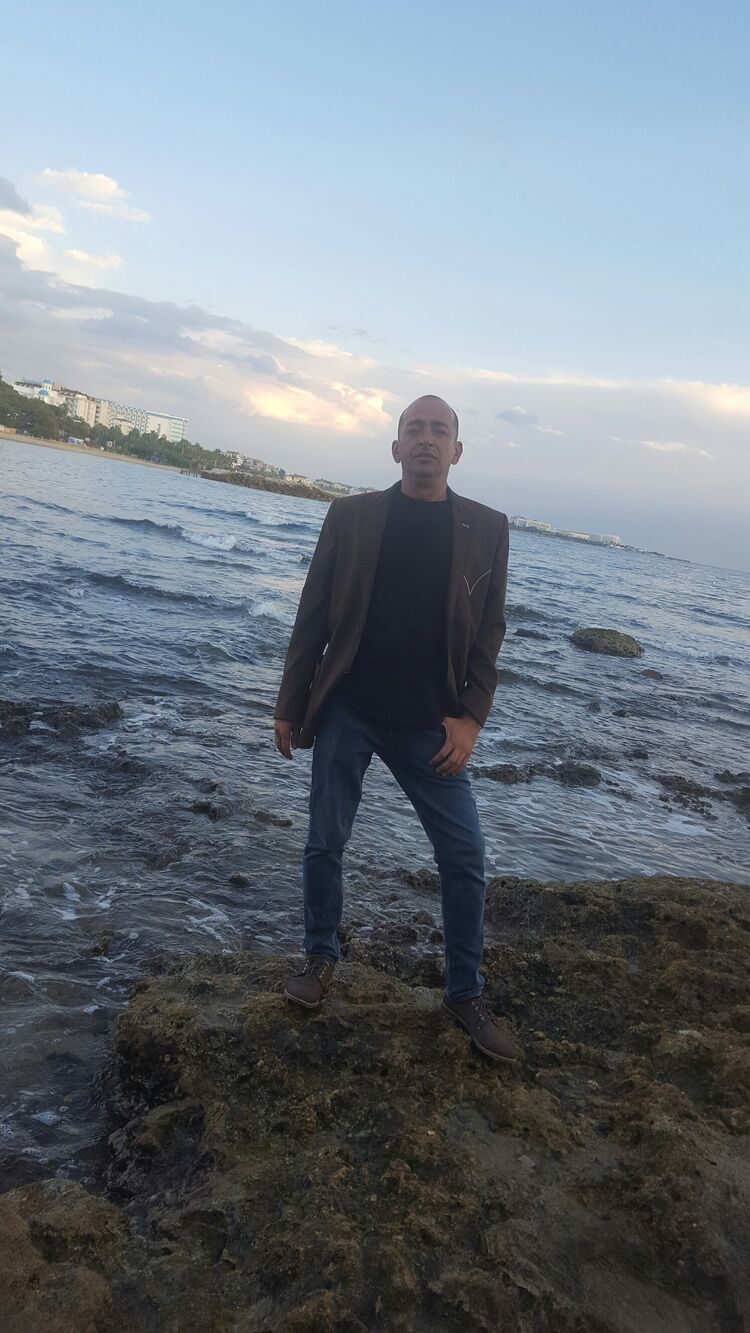  22795236  Arslan, 40 ,    