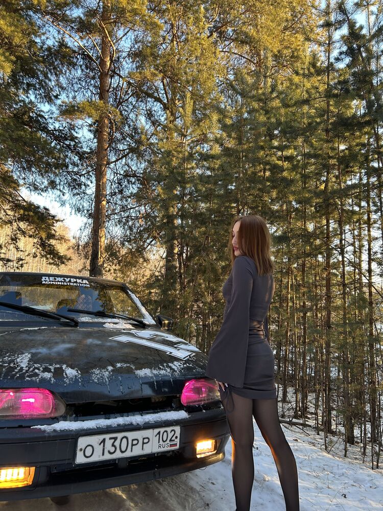  49626386  Unicorn, 26 ,    