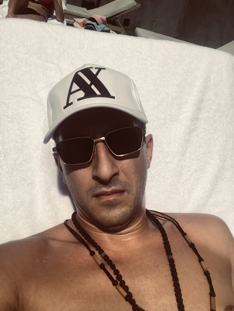 ���� 55761976 ������� Jio, 42 ����, ���� ���������� � Bielany Wroclawskie