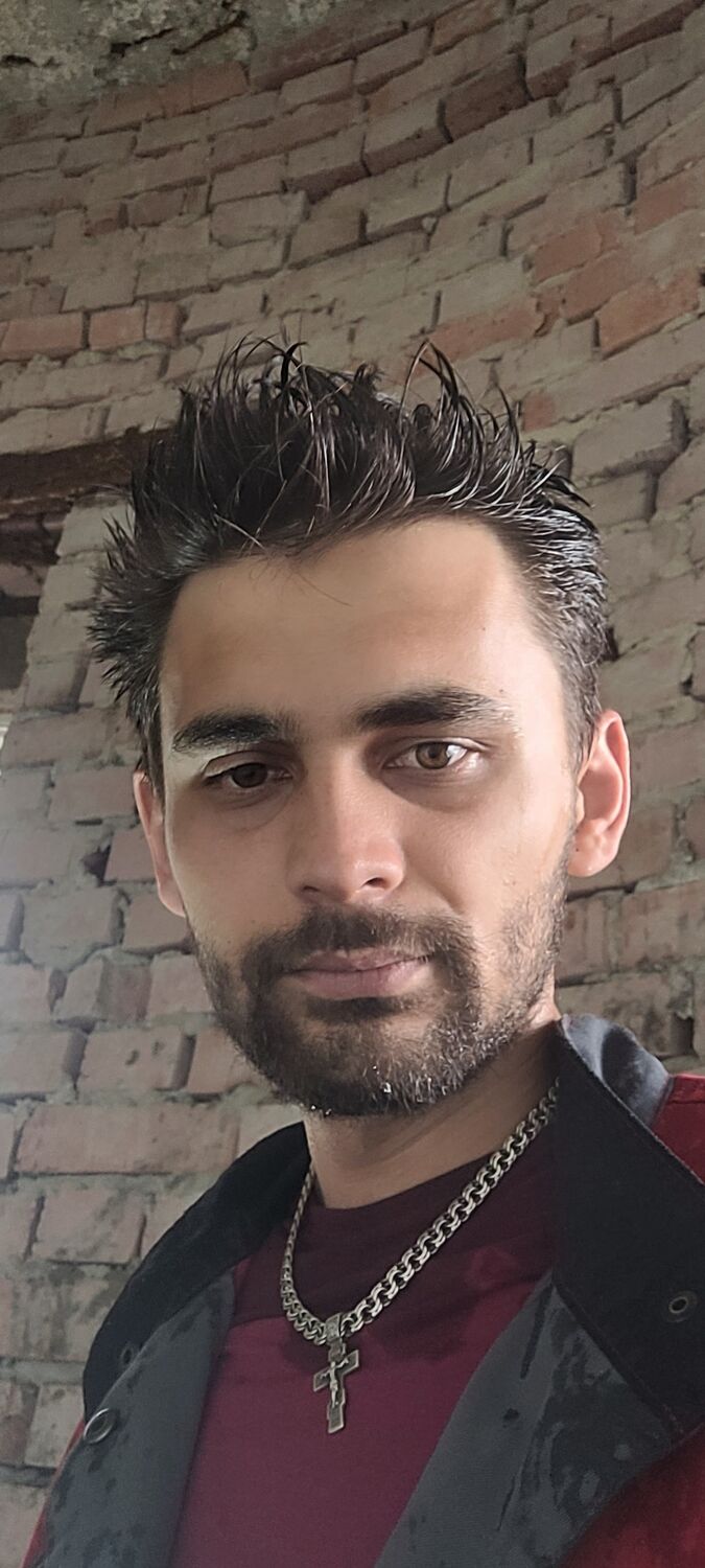  ,   Ivan, 28 ,   ,   