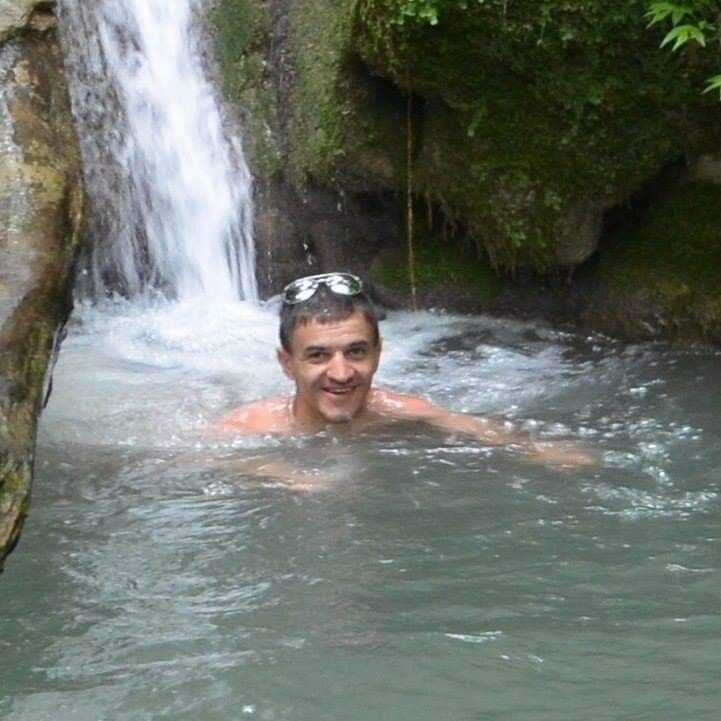  ,   Andy, 43 ,   