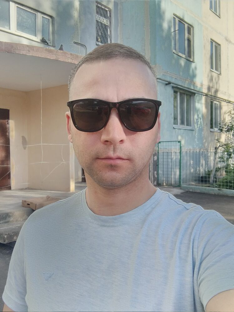  34733176  , 37 ,    